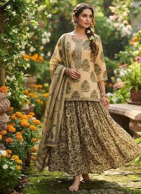 Green cotton floral printed gopi dress style kurta skirt with dupatta 1