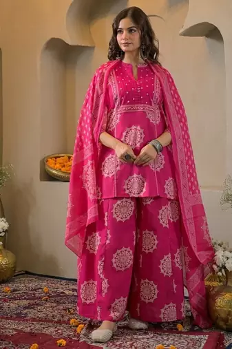 Pink cotton floral printed ethnic kurta set with dupatta