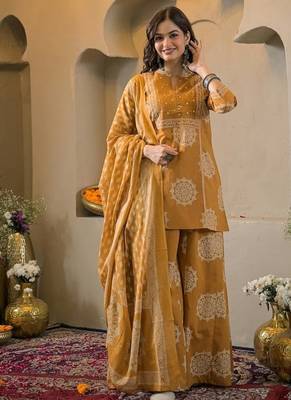 Yellow cotton floral printed ethnic kurta set with dupatta 1