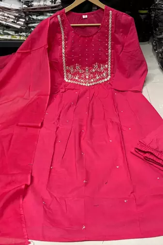 Pink cotton embroidered zari work ethnic kurta set with dupatta