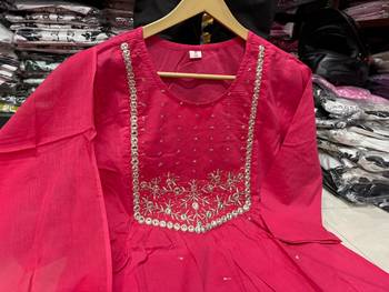 Pink cotton embroidered zari work ethnic kurta set with dupatta 3