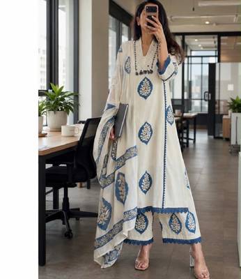 Blue cotton floral printed ethnic kurta set with dupatta 2
