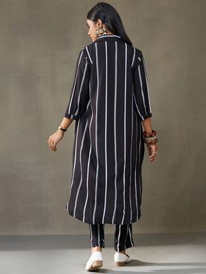 women printed smart office kurta with trousers 5