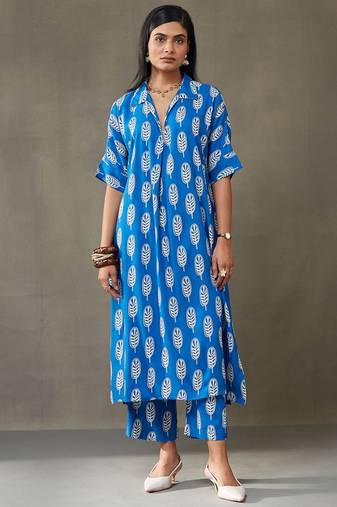 women ethnic motifs printed smart office kurta with trousers