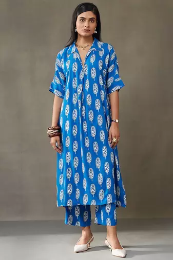 women ethnic motifs printed smart office kurta with trousers