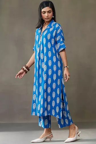 women ethnic motifs printed smart office kurta with trousers
