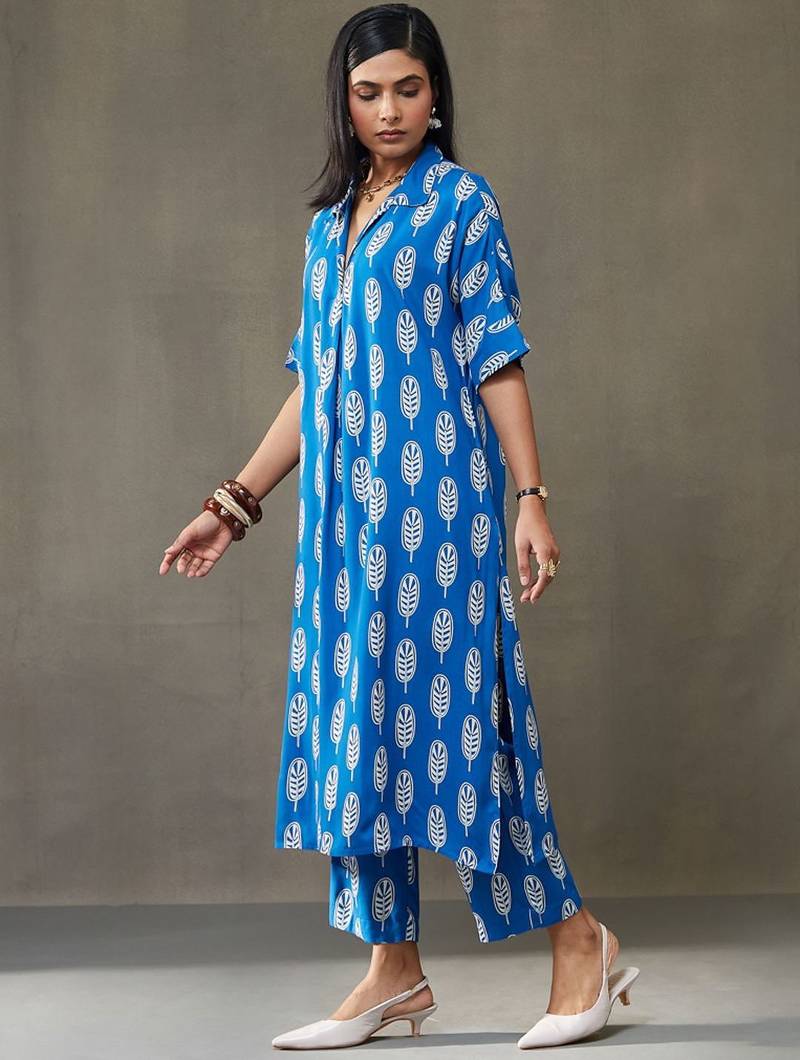 women ethnic motifs printed smart office kurta with trousers