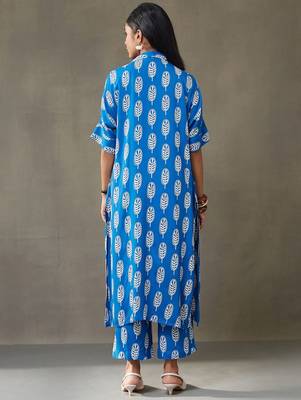 women ethnic motifs printed smart office kurta with trousers 5