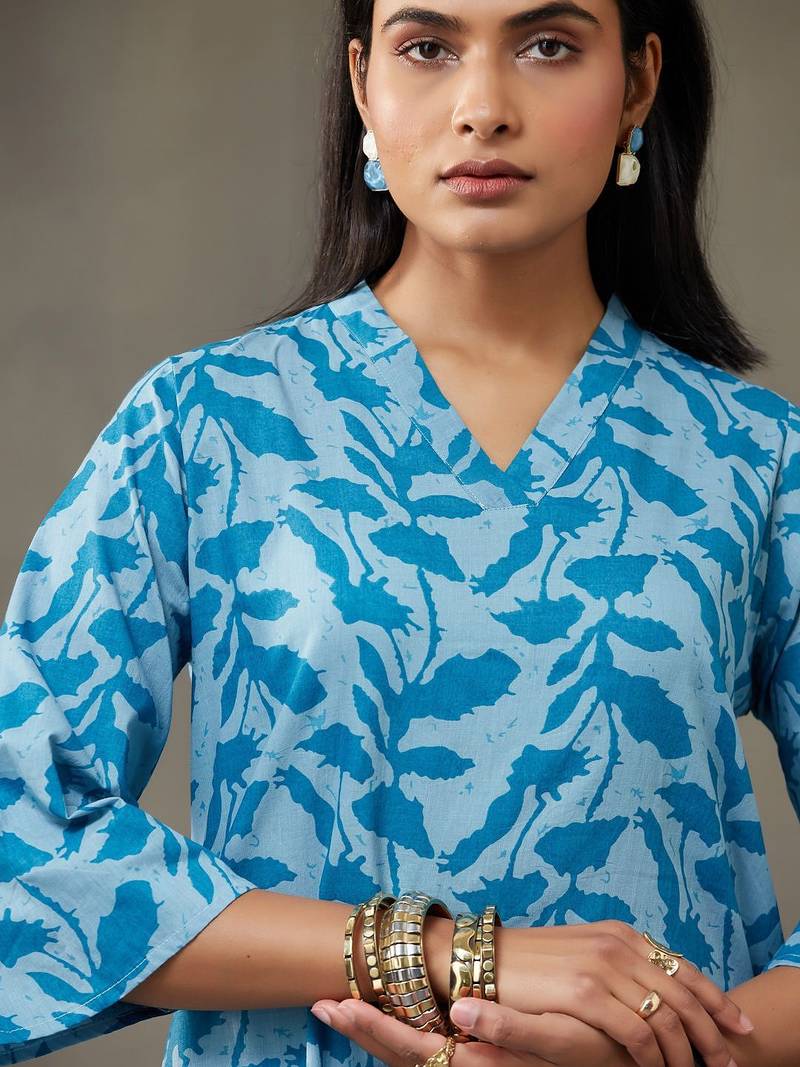 women floral printed cotton work kurta with pyjamas