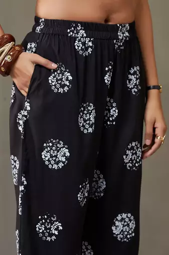 women floral printed smart office kurta with trousers