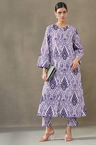 women ethnic motifs printed cotton smart office kurta with trousers