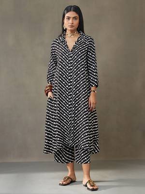 women cotton button-down smart office kurta with trousers 1