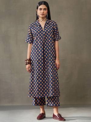 women ethnic motifs printed cotton smart office kurta with trousers 1