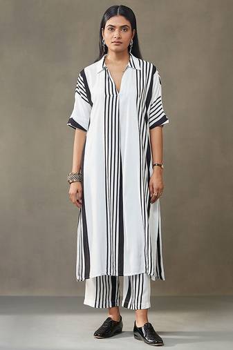 women printed smart office kurta with trousers