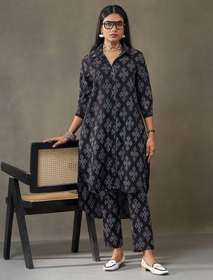 women printed cotton smart office kurta with trousers 6