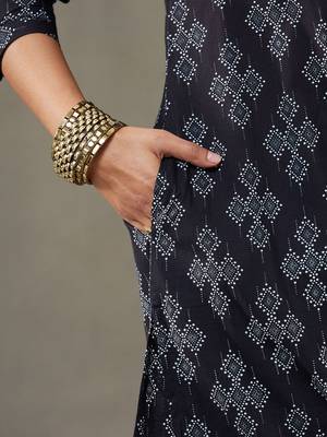 women printed cotton smart office kurta with trousers 7