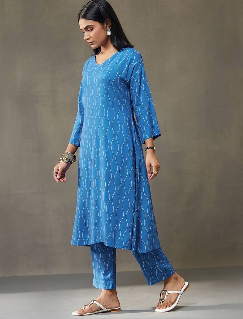 women printed smart office kurta with trousers