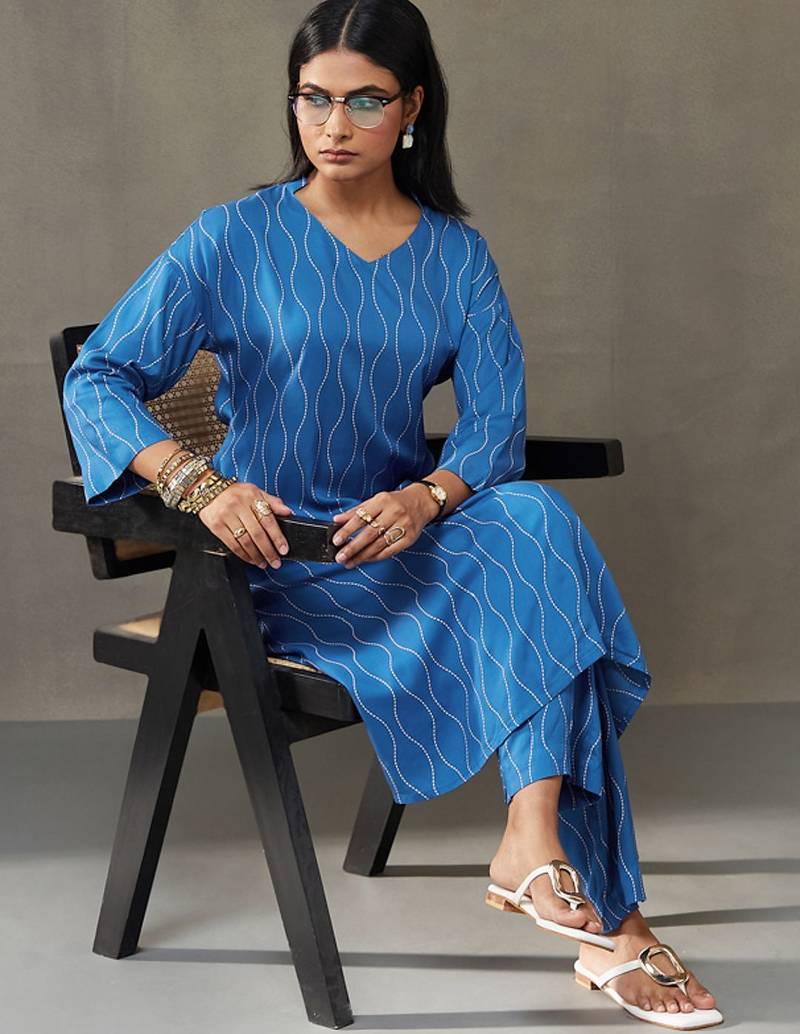 women printed smart office kurta with trousers
