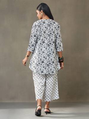 women floral printed cotton work tailored-fit kurti with palazzos 4