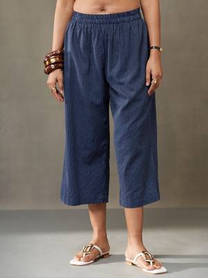 women printed cotton structured work kurta with palazzos 6