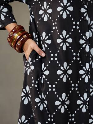 women floral printed structured work kurta with palazzos 7