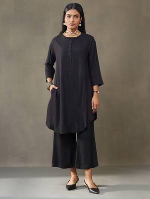 women work tailored-fit kurti with palazzos 1