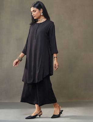 women work tailored-fit kurti with palazzos 4