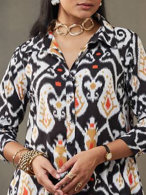 women ethnic motifs printed cotton smart office kurta with trousers 2