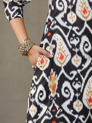 women ethnic motifs printed cotton smart office kurta with trousers 7