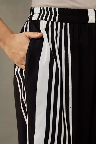 women printed smart office kurta with trousers