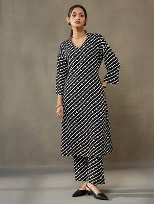 women printed smart office kurta with trousers 1