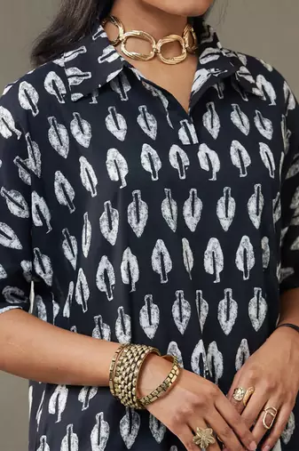 women ethnic motifs printed cotton smart office kurta with trousers