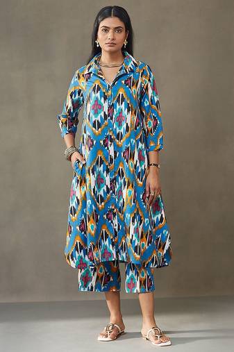 women ethnic motifs printed cotton smart office kurta with trousers