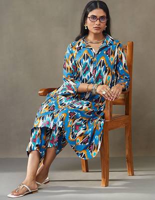 women ethnic motifs printed cotton smart office kurta with trousers 5