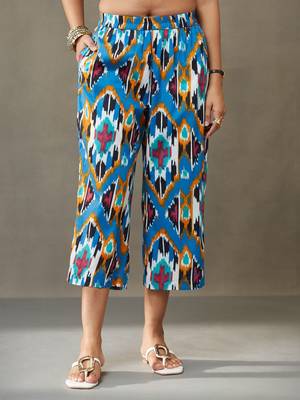 women ethnic motifs printed cotton smart office kurta with trousers 6
