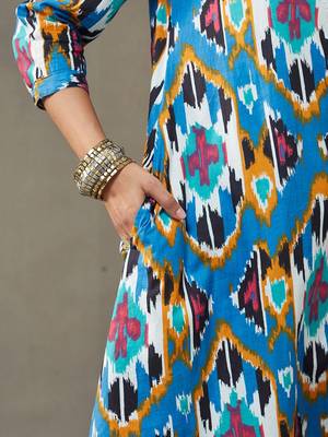 women ethnic motifs printed cotton smart office kurta with trousers 7
