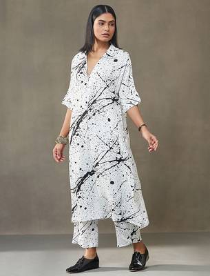 women printed smart office kurta with trousers 4