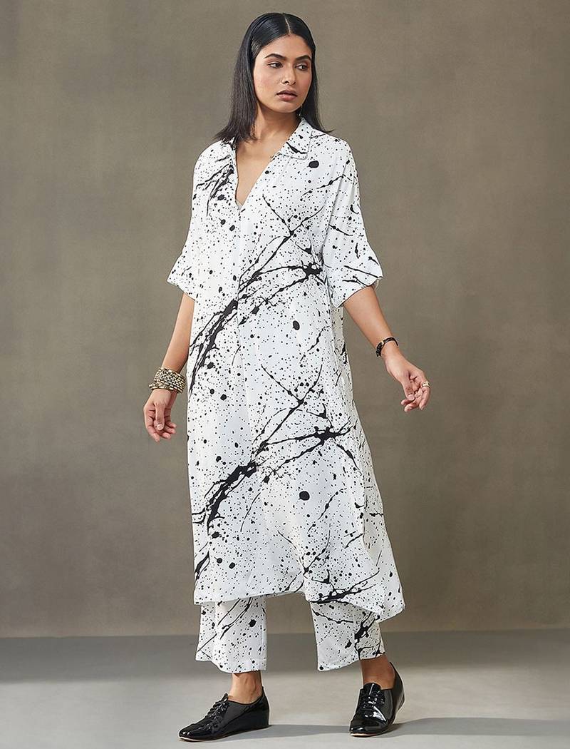 women printed smart office kurta with trousers
