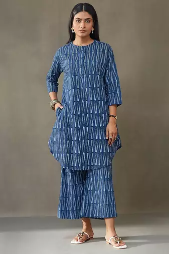 women ethnic motifs printed cotton structured work kurta with palazzos