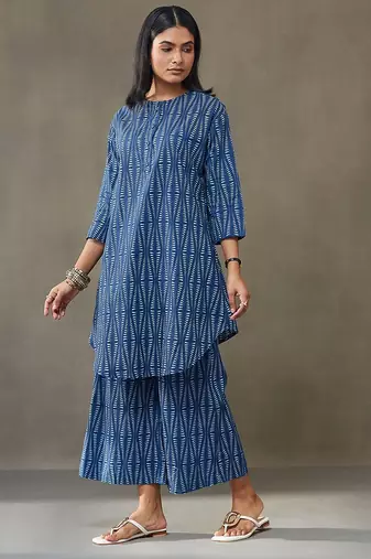 women ethnic motifs printed cotton structured work kurta with palazzos