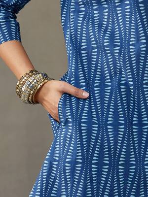 women ethnic motifs printed cotton structured work kurta with palazzos 7