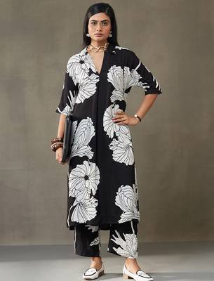 women floral printed smart office kurta with trousers 1