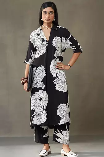 women floral printed smart office kurta with trousers