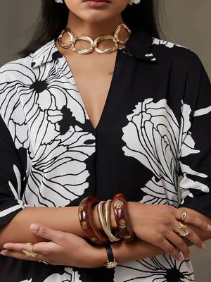 women floral printed smart office kurta with trousers 2
