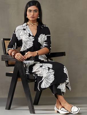 women floral printed smart office kurta with trousers 5