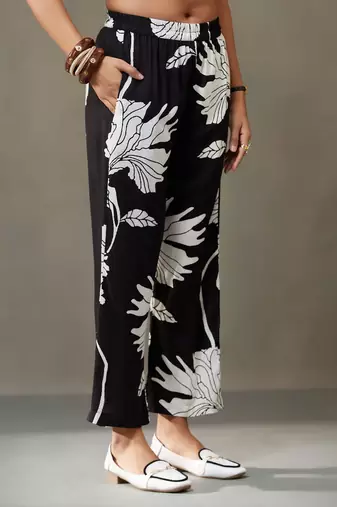 women floral printed smart office kurta with trousers