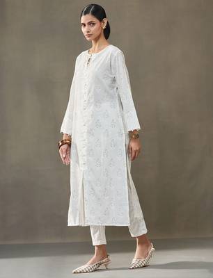 women ethnic motifs printed cotton smart office kurta with trousers 1