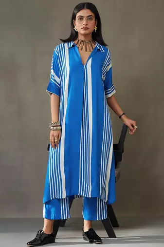 women printed smart office kurta with trousers