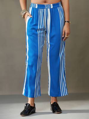 women printed smart office kurta with trousers 6
