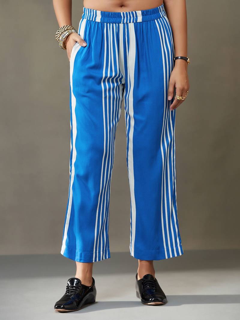 women printed smart office kurta with trousers